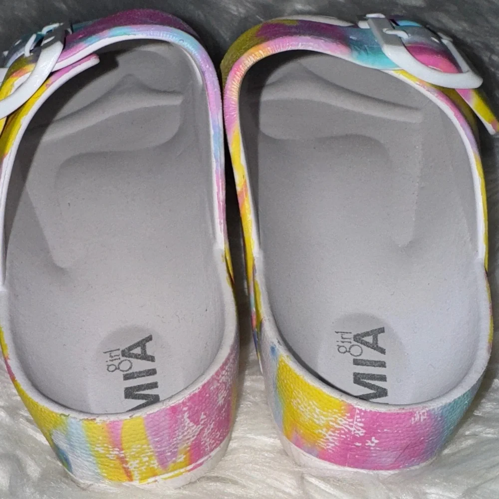 MIA Kids Colorful Tie-Dye Sandals